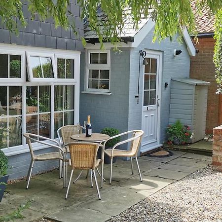 The Saddlery Holiday Cottage - Near Wolds And Coast North Thoresby Extérieur photo