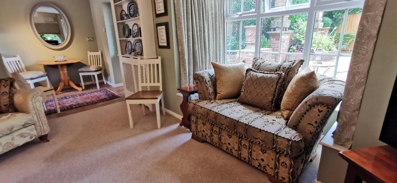 The Saddlery Holiday Cottage - Near Wolds And Coast North Thoresby Extérieur photo